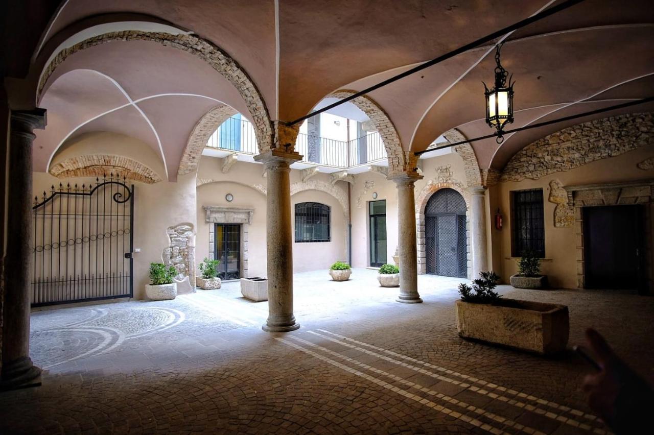 Corte Trento Ντεζεντσάνο ντελ Γκάρντα Εξωτερικό φωτογραφία